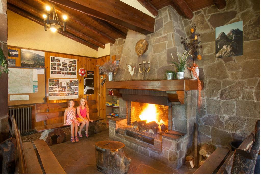 Camping Fontfreda Castellar del Riu Buitenkant foto