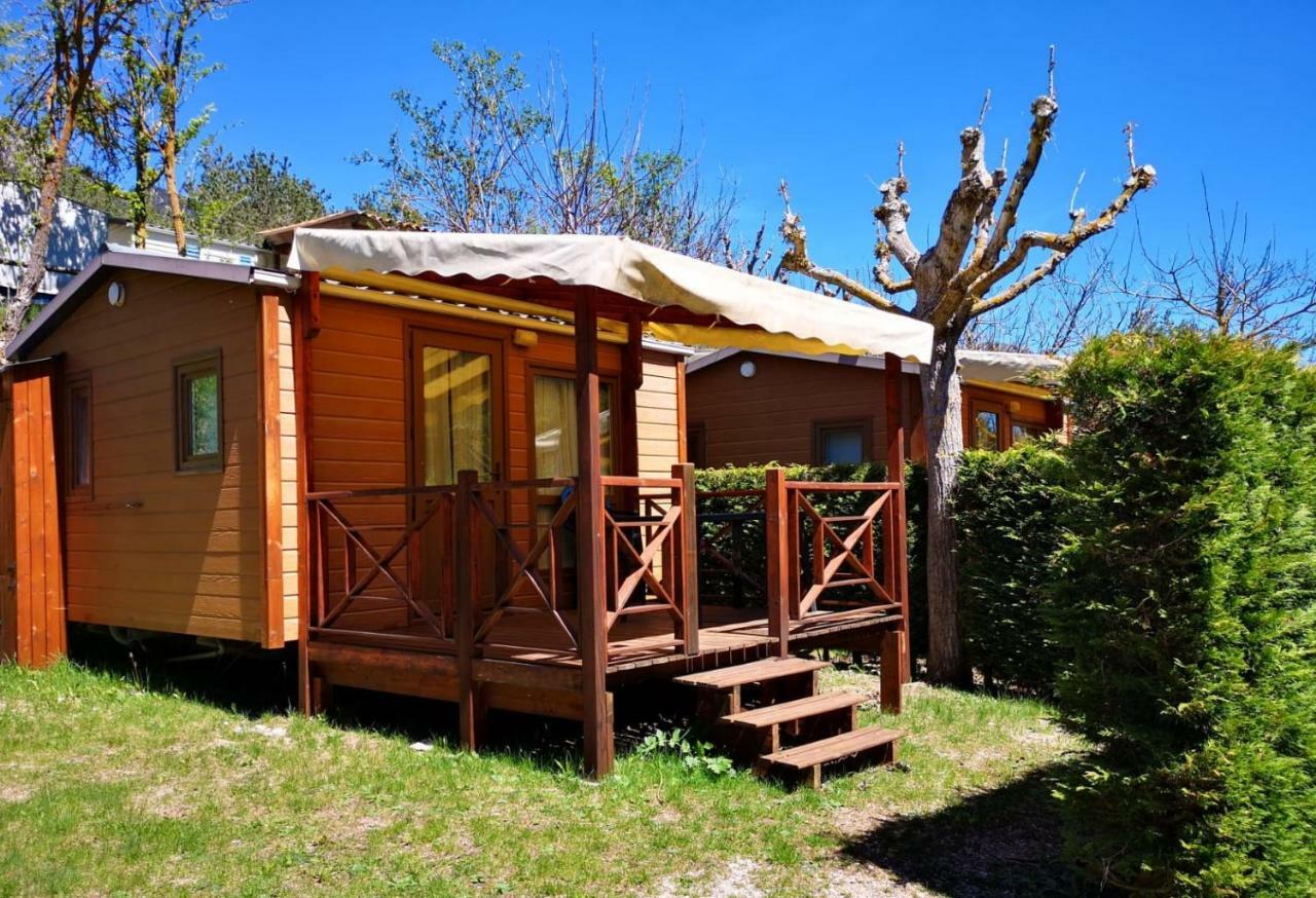 Camping Fontfreda Castellar del Riu Buitenkant foto